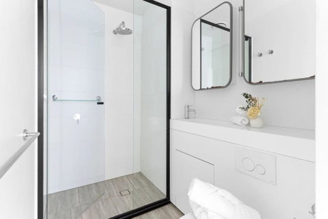 A 2BR Apt Near Melbourne Central & QV Market - Food Delivery Shop 2