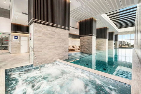 A 2BR Apt Near Melbourne Central & QV Market - Food Delivery Shop 3