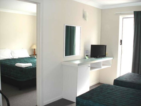 Southport Motel & Apartments - Food Delivery Shop 23