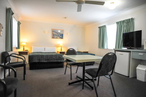 Southport Motel & Apartments - Food Delivery Shop 21