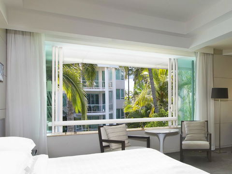 Sheraton Grand Mirage Resort Gold Coast - Food Delivery Shop 8