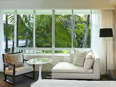 Sheraton Grand Mirage Resort Gold Coast - Food Delivery Shop 20