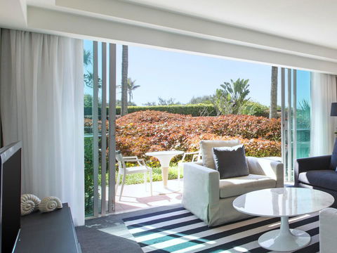 Sheraton Grand Mirage Resort Gold Coast - Food Delivery Shop 2