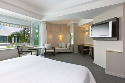 Sheraton Grand Mirage Resort Gold Coast - Food Delivery Shop 27