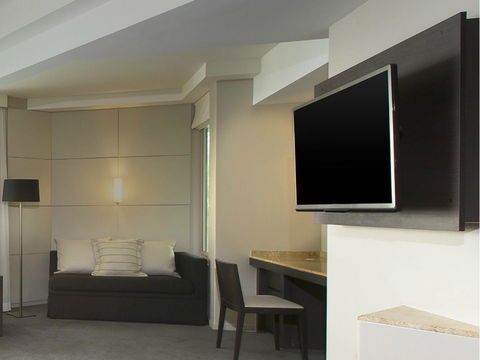 Sheraton Grand Mirage Resort Gold Coast - Food Delivery Shop 16