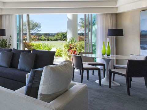 Sheraton Grand Mirage Resort Gold Coast - Food Delivery Shop 1