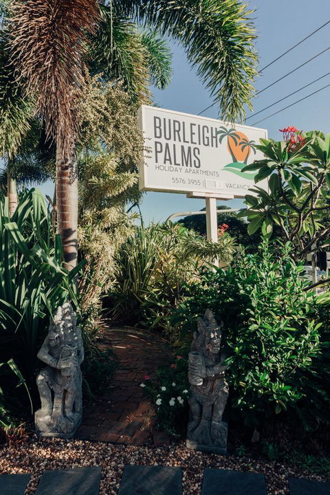 Burleigh Palms Holiday Apartments - Food Delivery Shop 27