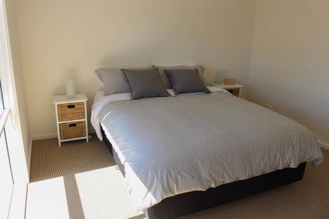 Bayview House - Food Delivery Shop 8