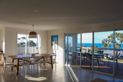 Bayview House - Food Delivery Shop 3
