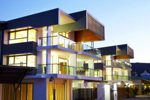 Maggies Beachfront Apartment 6 - Food Delivery Shop 1