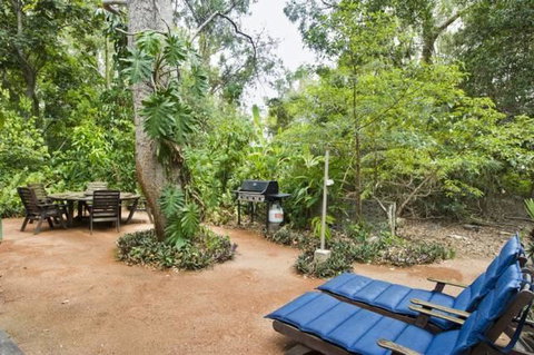 Magnetic Island Holiday House - Food Delivery Shop 2