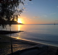 Magnetic Island Bed and Breakfast - Food Delivery Shop