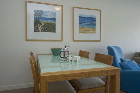Blue On Blue Superior Studio Room 1241 - Food Delivery Shop 4