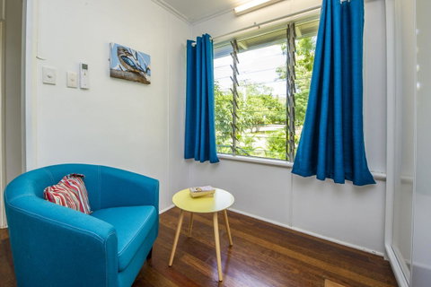 Kooyong Apartment 6 - Food Delivery Shop 13