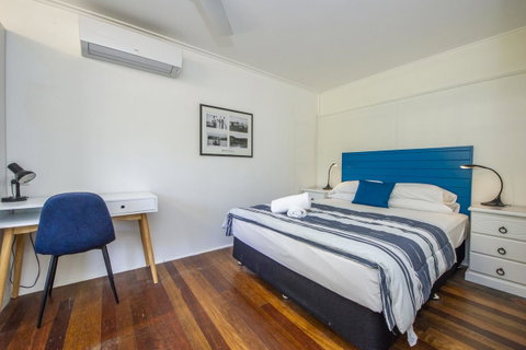 Kooyong Apartment 6 - Food Delivery Shop 6