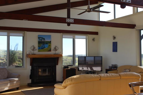 Turnstone Beach House - Food Delivery Shop 4