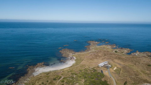 Turnstone Beach House - Food Delivery Shop 3