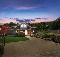 'The Coach House' At Lochiel - Food Delivery Shop