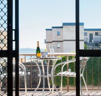 1 'BAHIA' 47 RONALD AVE - GREAT LOCATION WITH FILTERED WATER VIEWS - Food Delivery Shop