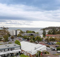 1 'Seaview' 9 Church Street - huge air conditioned unit with lift  WIFI - Food Delivery Shop