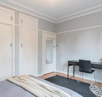 1 Private Double room in Carramar 1 Minute Walk To Station - SHAREHOUSE - Food Delivery Shop