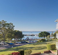 10 'Teramby Court' 104 Magnus Street - in Nelson Bay CBD with water views and WIFI - Food Delivery Shop