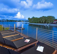 103 Noosa Parade - Food Delivery Shop