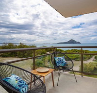 11 'Intrepid'  3 Intrepid Close - Absolute Beachfront Bliss - Food Delivery Shop