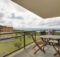 11 'Promenade' 8 Intrepid Close - air conditioned unit with beautiful water views - Food Delivery Shop