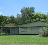 12 Wansfell Street Picnic Bay - Food Delivery Shop