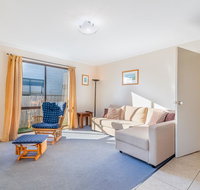 14 Lansell Road Cowes - Food Delivery Shop