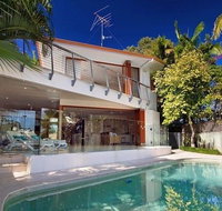 14 Ravenwood Drive - Food Delivery Shop
