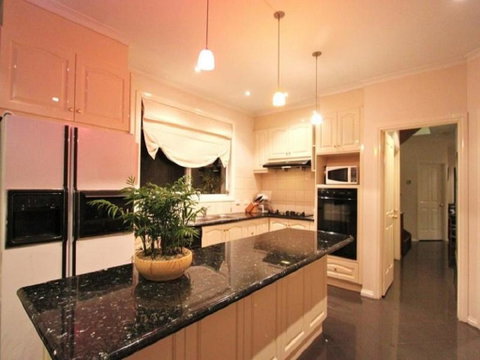 15 Charles Abbotsford Mansion - Food Delivery Shop 1