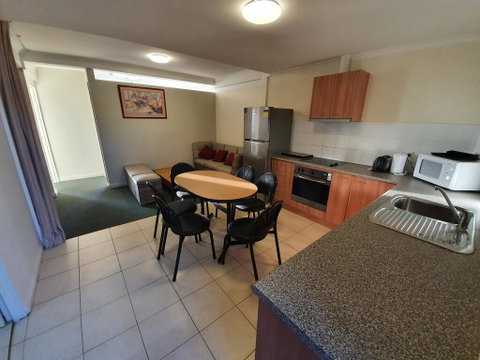 16 Lakeview Plaza - Food Delivery Shop 2