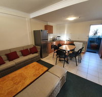16 Lakeview Plaza - Food Delivery Shop