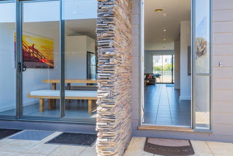 19 Coast Drive - Food Delivery Shop 3