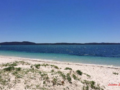 2 'Copacabana', 61 Sandy Point Road - Cute Unit With Water Views From The Balcony - Food Delivery Shop 3