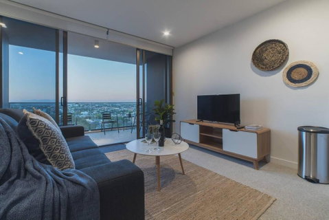 2 Bed Brisbane Resort Apartment - Food Delivery Shop 1