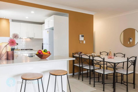 2 Bedroom 2 Bathroom Apt With Balcony And Parking - Food Delivery Shop 2