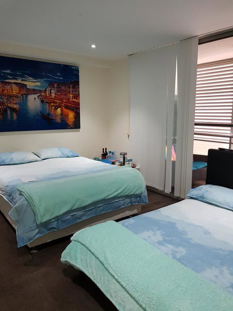 21 Sorrell Shared Apartment - Food Delivery Shop 0
