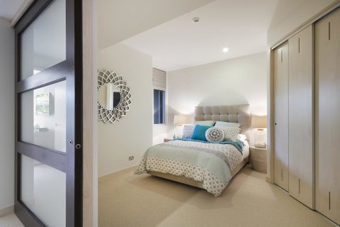 2115 Viridian - Food Delivery Shop 2
