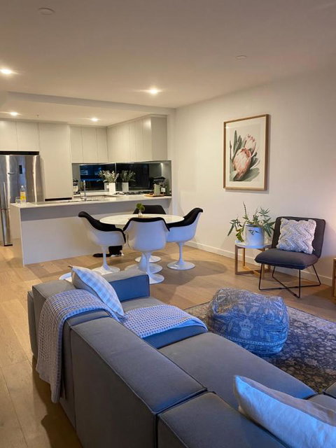 Deluxe Apartment In The Heart Of Heidelberg - Food Delivery Shop 0