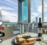 2BR EPIC VIEWS  CBD  2 Cars  Pool Wine Gym Netflix - Food Delivery Shop