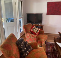 3 Bedroom Character Home Near CBD - Food Delivery Shop