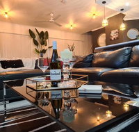 3 BEDROOM CITY ESCAPE - CHAMPAGNE STAYS Darwin - Food Delivery Shop