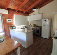 32 Owarra Street - Food Delivery Shop