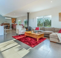 37 Barramundi Ave Smiths Beach - Food Delivery Shop