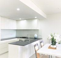 402 Kalina Apartments 2 Bedrooms - Food Delivery Shop