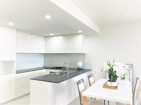 402 Kalina Apartments 2 Bedrooms - Food Delivery Shop 0