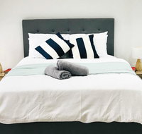 406 Studio Apartment - Food Delivery Shop